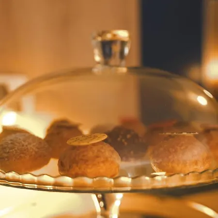 Afterclose Couette-café 3*